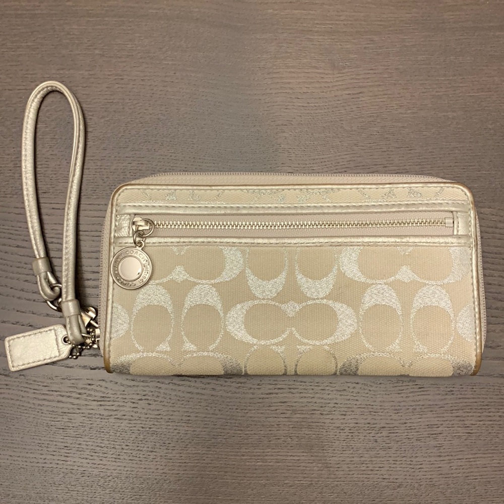 Coach Wallet/Wristlet